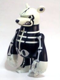 Knucklebear Bone figure by Touma, produced by Toy2R. Front view.