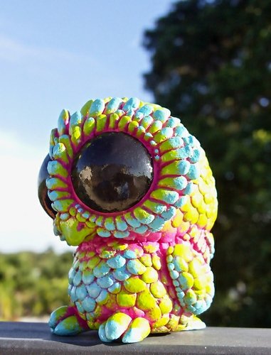 Baby Owl - Spring Version figure by Kathleen Voigt . Front view.