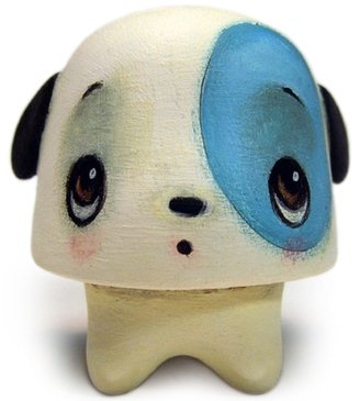 Puppy-dog Eyes Gumdrop no.1 figure by 64 Colors. Front view.