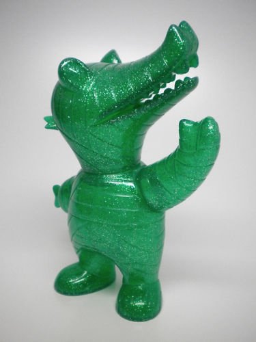 Mummy Gator - Lucky Bag 11 Glitter figure by Brian Flynn, produced by Super7. Front view.