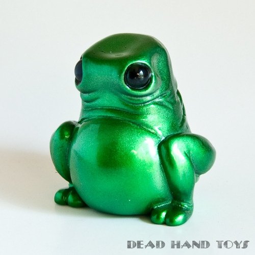 17 - Metallic Green figure by Brian Ahlbeck (Lysol), produced by Dead Hand. Front view.