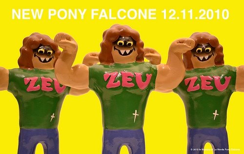 Pony Falcone figure by Le Merde. Front view.