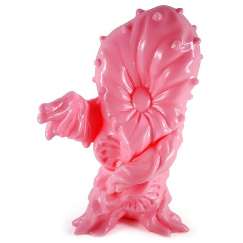 Greenmons - Unpainted Pink figure by Yuji Nishimura, produced by M1Go. Front view.