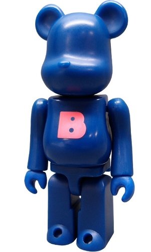 Basic Be@rbrick Series 1 - B figure, produced by Medicom Toy. Front view.
