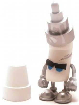 Steady - Used figure by Jeremy Madl (Mad), produced by Kidrobot. Front view.