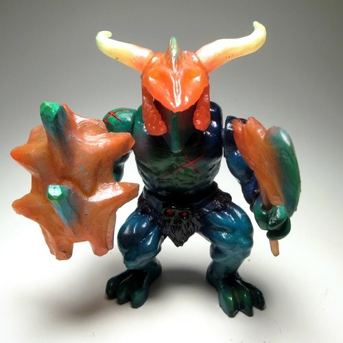Scarr the Undefeated figure by Monstrehero, produced by Monstrehero. Front view.