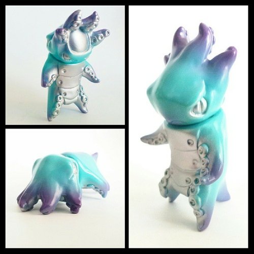 Octrien figure by Ukydaydreamer, produced by Ukydaydreamer. Front view.