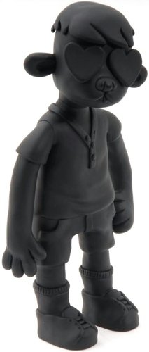 Solid Black Cody  figure by Jon Knox (Hello, Brute), produced by Extendedplayz. Front view.