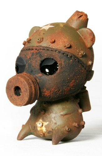 GasMask Scavenger No. 1 figure by Drilone. Front view.
