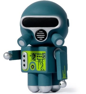 Greene Fall(en) figure by Unklbrand, produced by Unklbrand. Front view.