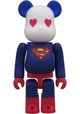 Superman Be@rbrick 100% figure by Dc Comics, produced by Medicom Toy. Front view.
