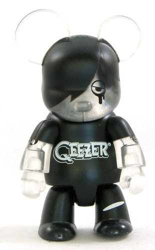 Qeezer Bear Clear figure by Nic Brand, produced by Toy2R. Front view.