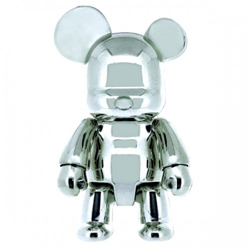 7 Metallic Qee Silver figure, produced by Toy2R. Front view.