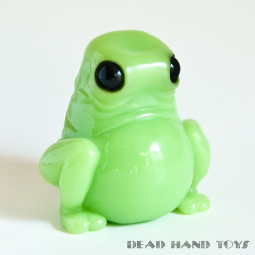 12 - Lime Green figure by Brian Ahlbeck (Lysol), produced by Dead Hand. Front view.