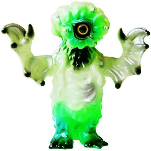 Dokugan - GID Green  figure by Blobpus, produced by Blobpus. Front view.