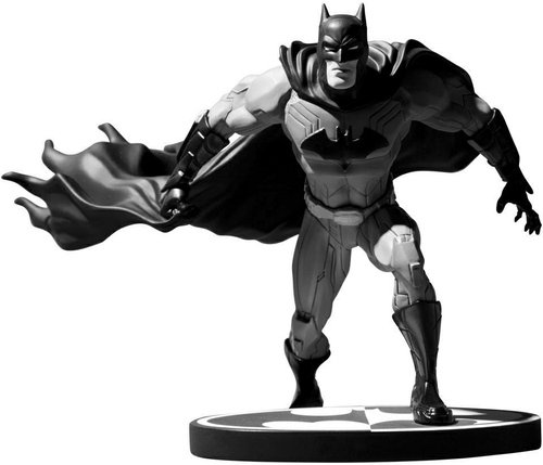 Batman Black & White Statue New 52 figure by Jim Lee, produced by Dc Direct. Front view.