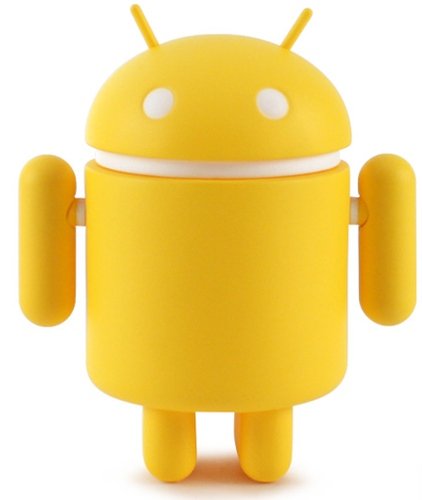 Yellow Android figure by Andrew Bell, produced by Dyzplastic. Front view.