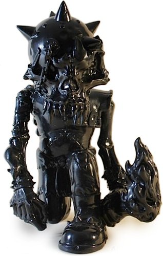 Mad Battle Man - Unpainted Black figure by Mike Sutfin, produced by Reckless Toys. Front view.