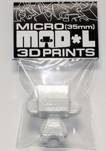 Micro Mad*L 3D Print figure by Jeremy Madl (Mad). Front view.
