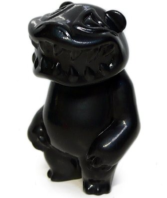 Mad Panda (mini version) figure by Hariken, produced by Tttoy. Front view.