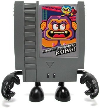 Hyperactive Monkey Kong figure by Jerome Lu, produced by Squid Kids Ink. Front view.