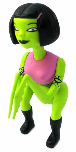 Rae-Rae figure by Charles Burns, produced by Sony Creative. Front view.