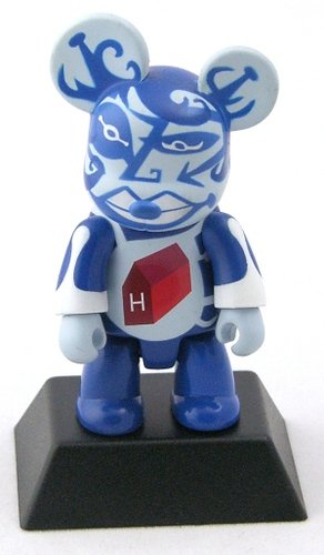Hayon Ocean figure by Jaime Hayon, produced by Toy2R. Front view.