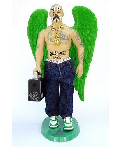 Lost Angel - 2nd Edition figure by Mister Cartoon, produced by Super Rad Toys. Front view.