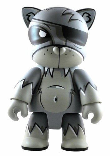Toxic Swamp Cat - Mono figure by Joe Ledbetter, produced by Toy2R. Front view.