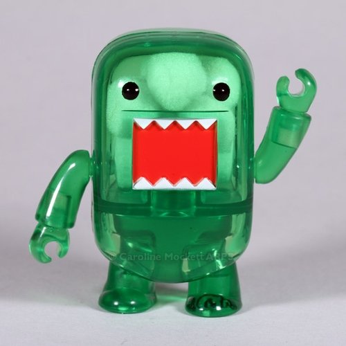 Green Puffball Domo Qee figure by Dark Horse Comics, produced by Toy2R. Front view.