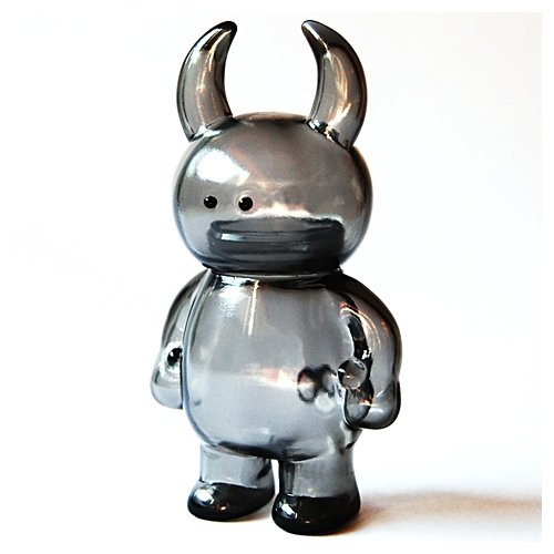 Uamou - Clear Black figure by Ayako Takagi, produced by Uamou. Front view.