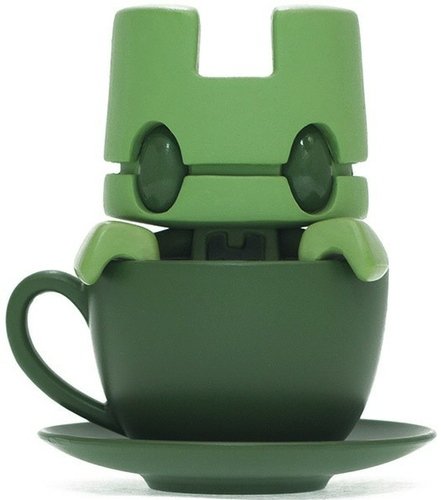 Mini Tea - Organik  figure by Matt Jones (Lunartik), produced by Lunartik Ltd. Front view.