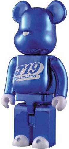 T19 Skateboards Be@rbrick 400% figure by T19 Skateboards, produced by Medicom Toy. Front view.