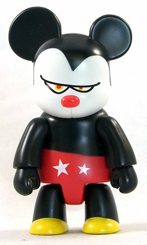Mc Bear figure by Micky Chu, produced by Toy2R. Front view.