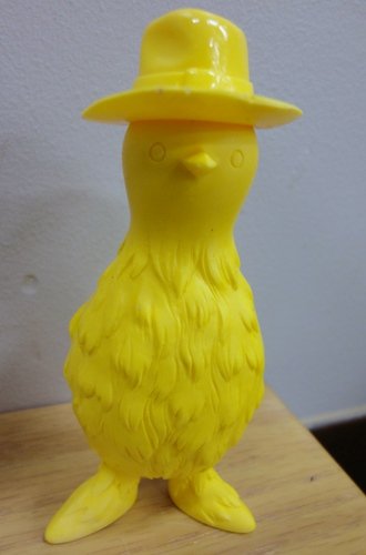 Godot - yellow figure by Sergey Safonov. Front view.