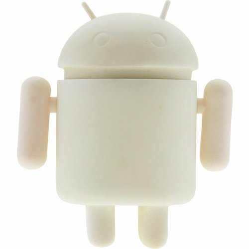 Android DIY figure by Andrew Bell, produced by Dyzplastic. Front view.