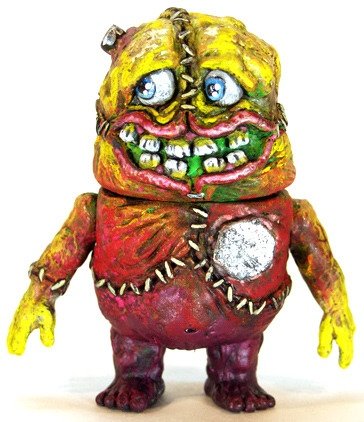 Hot Nugget Cadaver Kid figure by Leecifer. Front view.