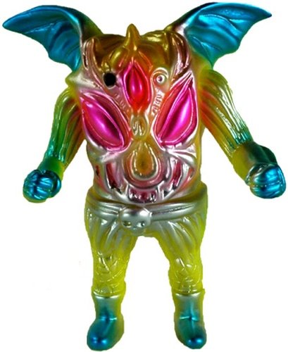 Luftkaiser - Painted Yellow figure by Paul Kaiju, produced by Toy Art Gallery. Front view.