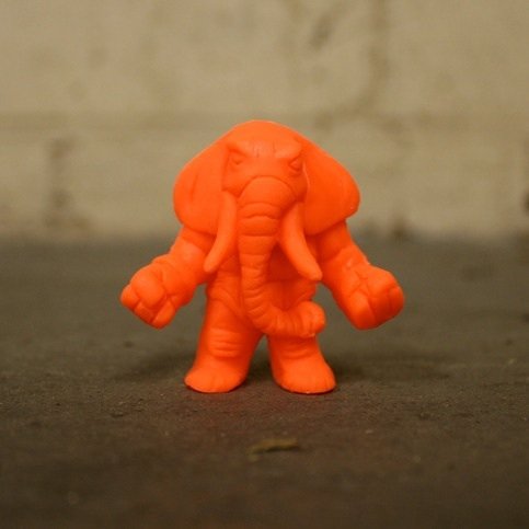 TurboPISTOLA Keshi - Orange figure by Turbopistola, produced by Tru:Tek. Front view.