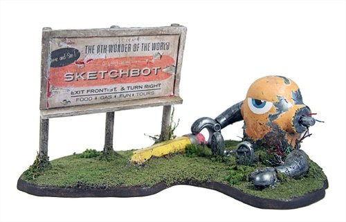 Sketchbot Roadside Attraction figure by Gods And Monsters. Front view.