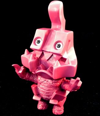 Insult Monster Fu*king - Dark Magenta figure by Touma, produced by Toumart. Front view.