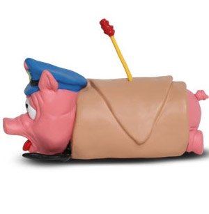 Pig in a Blanket figure by Seen, produced by Planet 6. Front view.