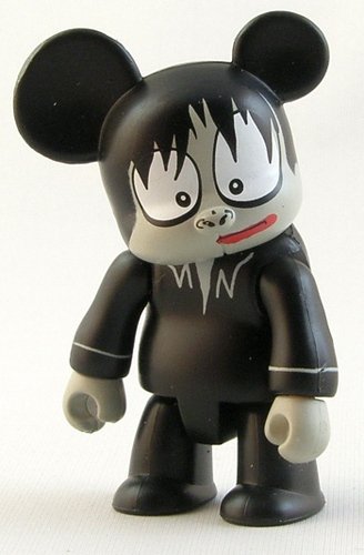 Goth Ape figure by Mca, produced by Toy2R. Front view.