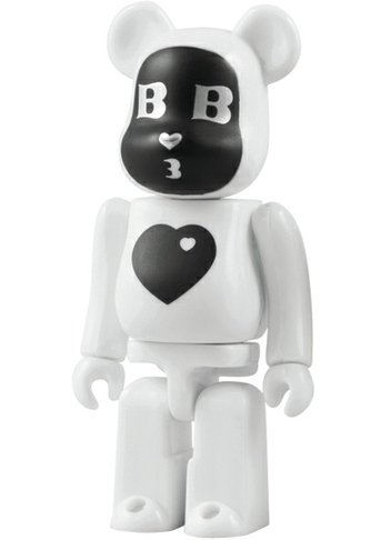 BABBI ♥ Be@rbrick 100% - White Day Model 09 figure by Babbi, produced by Medicom Toy. Front view.