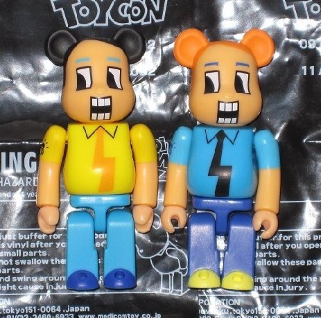 Be@rbrick Designer Set Toycon 2002 figure by Colan Ho, produced by Medicom Toy. Front view.