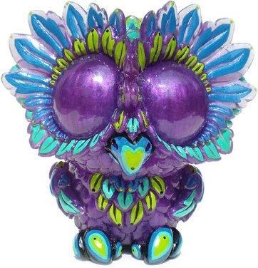 Medee Owl - Pearlescent Purple figure by Kathleen Voigt. Front view.
