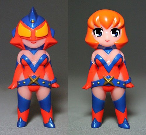 Lady Maxx - Painted figure by Yoshihiko Makino (Tttoy), produced by Max Toy Co.. Front view.