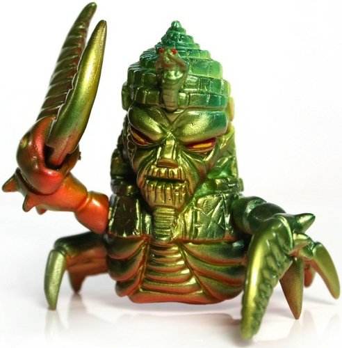 King Jinx - Toy Karma III figure by Paul Kaiju. Front view.