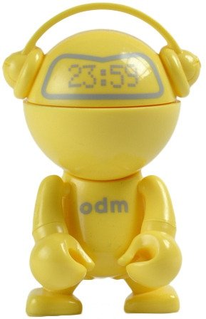 Trexi o.d.m. Yellow figure by O.D.M., produced by Play Imaginative. Front view.