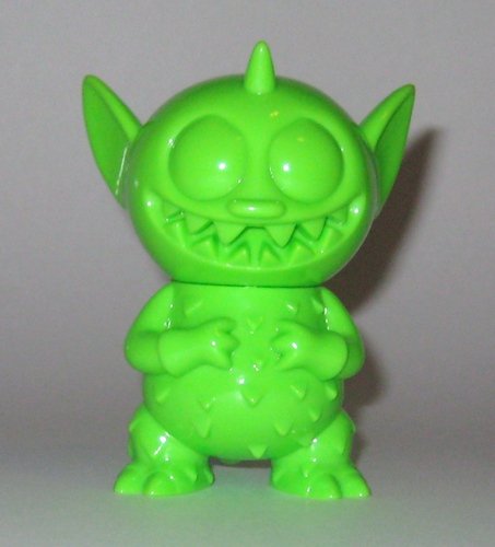 Power Mister - Unpainted Green, LB 11  figure by David Horvath X Sun-Min Kim, produced by Super7. Front view.